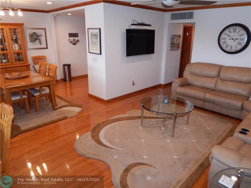 2453 NE 51st St #D309, Fort Lauderdale, FL 33308