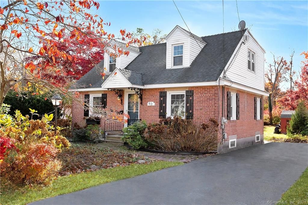 63 Henry St, Fairfield, CT 06824