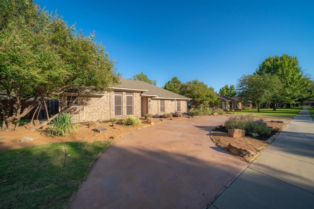 124 Deann Dr, Coppell, TX 75019