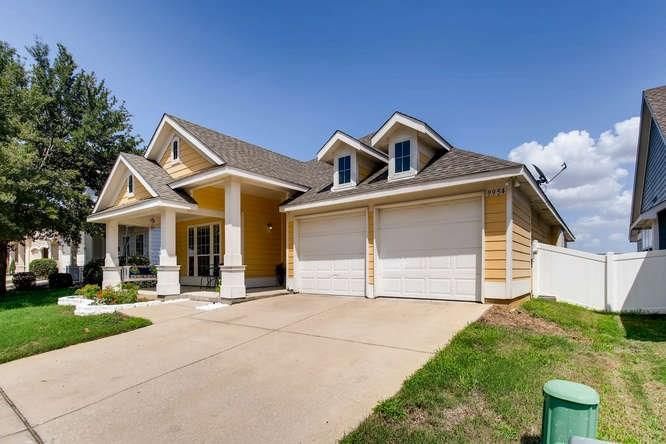 9954 Cedarcrest Dr, Providence Village, TX - 3 Bed, 2 Bath Single