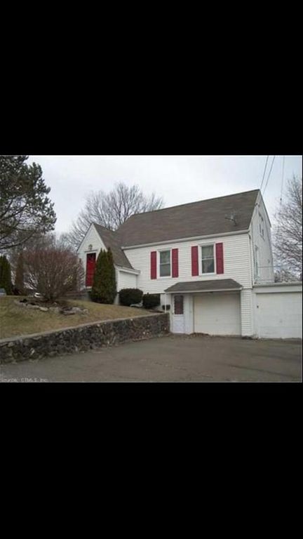 42 Deerfield Ave, Waterbury, CT 06708