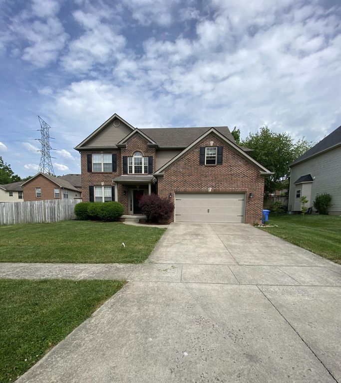 2492 Eastway Dr, Lexington, KY 40503