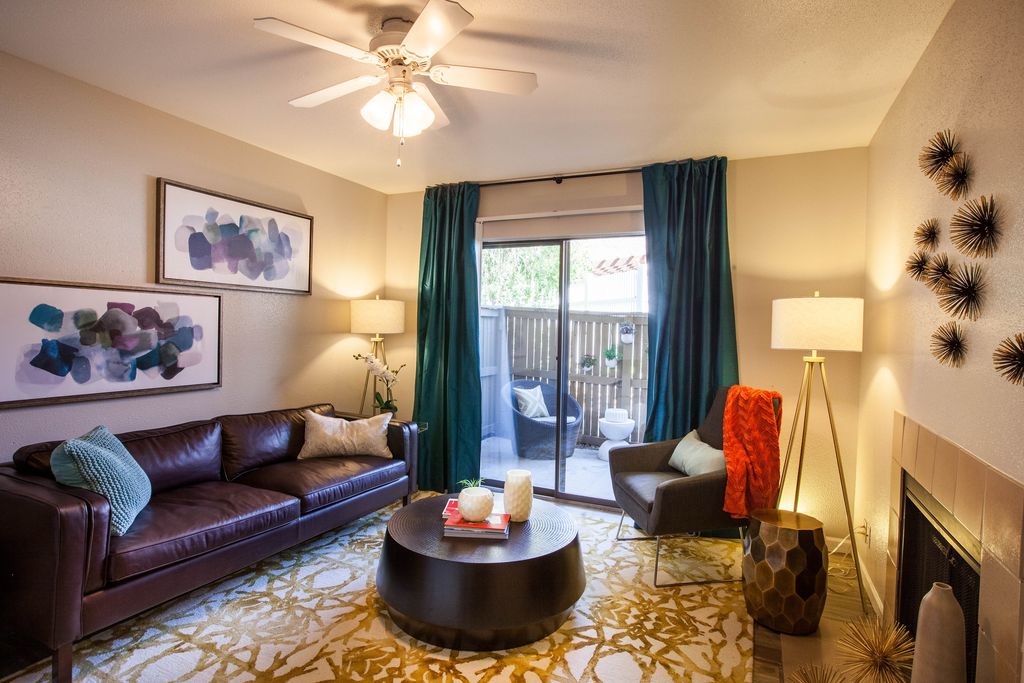 974 Olympus Park Dr, Salt Lake City, UT 84117