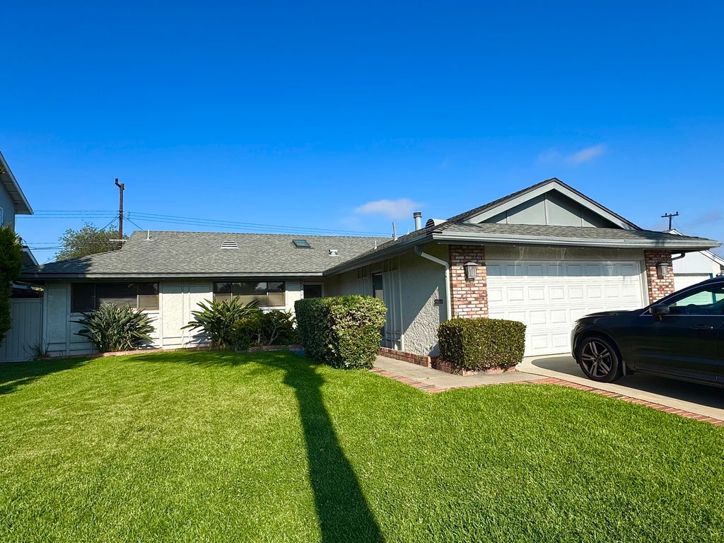 20102 Moontide Cir, Huntington Beach, CA 92646