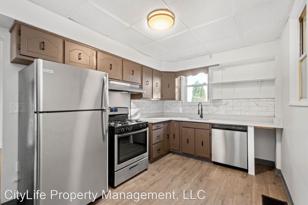 420 Alice St, Pittsburgh, PA 15210