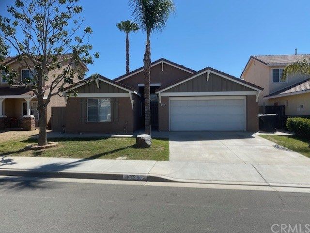 1039 Mirada Dr, Perris, CA 92571