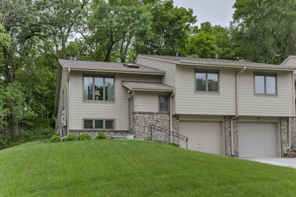 1131 Arbor Ridge Dr, Council Bluffs, IA 51503 Trulia