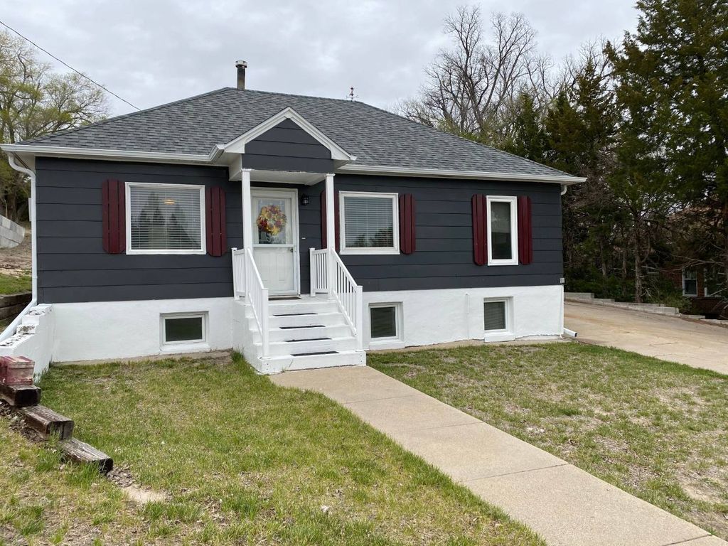 106 NW 4th St, Mullen, NE 69152 Trulia