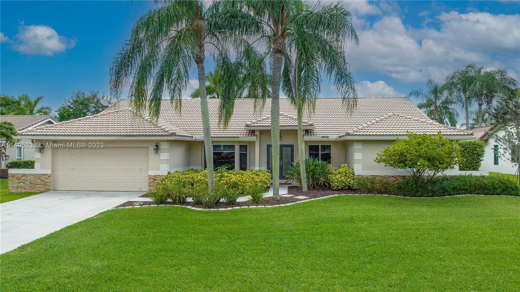 5477 NW 86th Way, Coral Springs, FL 33067