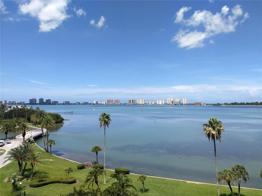 100 Oakmont Ln #801, Belleair, FL 33756