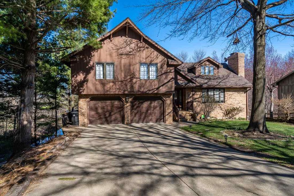 8 Brown Deer Cir, Coralville, IA 52241 Trulia