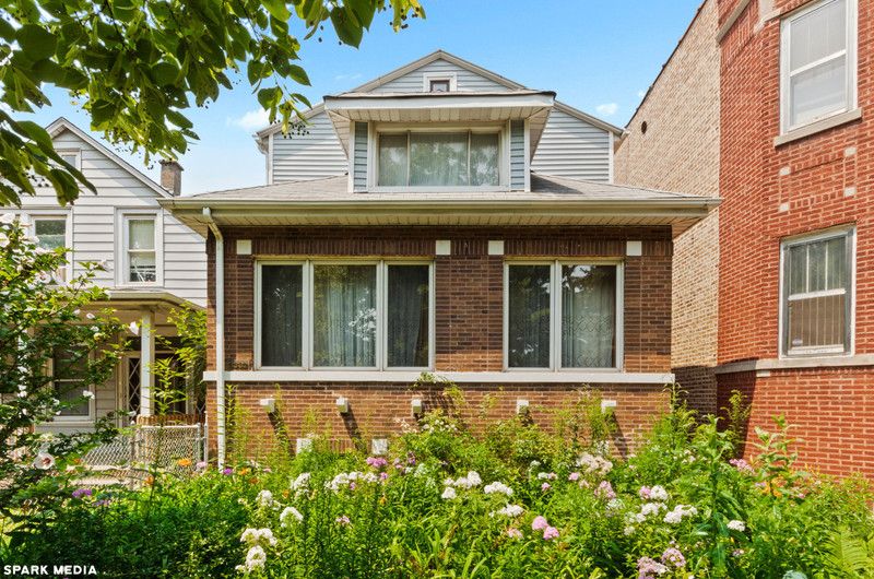 3332 N Kilbourn Ave, Chicago, IL 60641