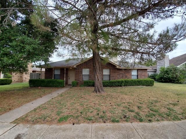 1122 Rogers Ln, Duncanville, TX 75137