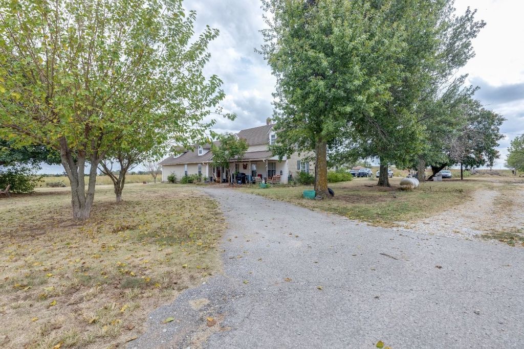 18049 County Road 1070, Hinton, OK 73047 Trulia