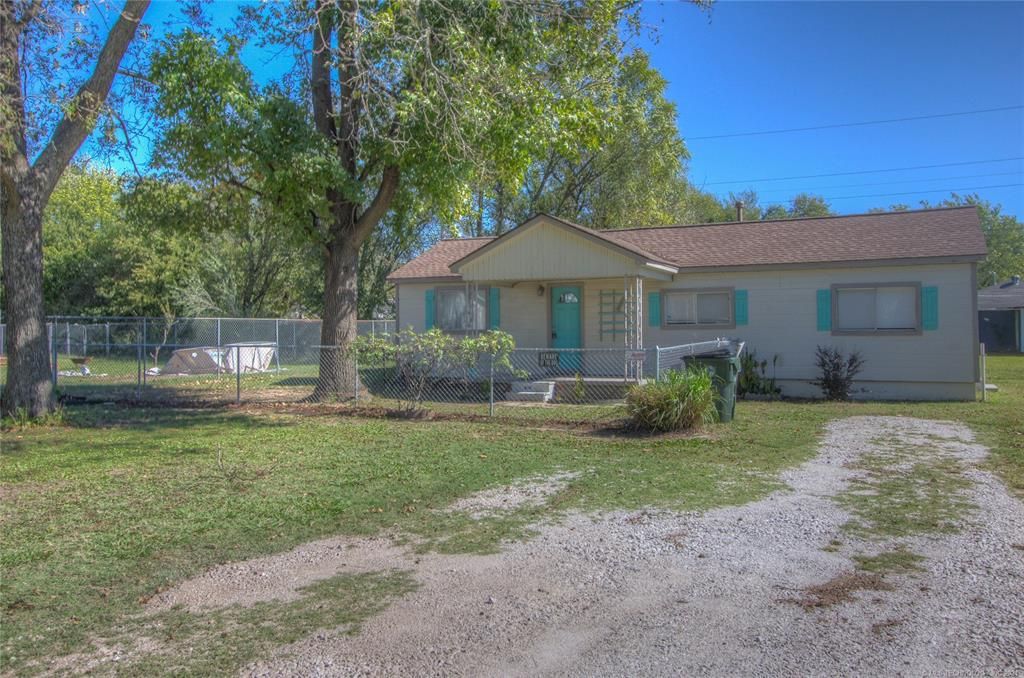 911 N Kern Ave, Okmulgee, OK 74447