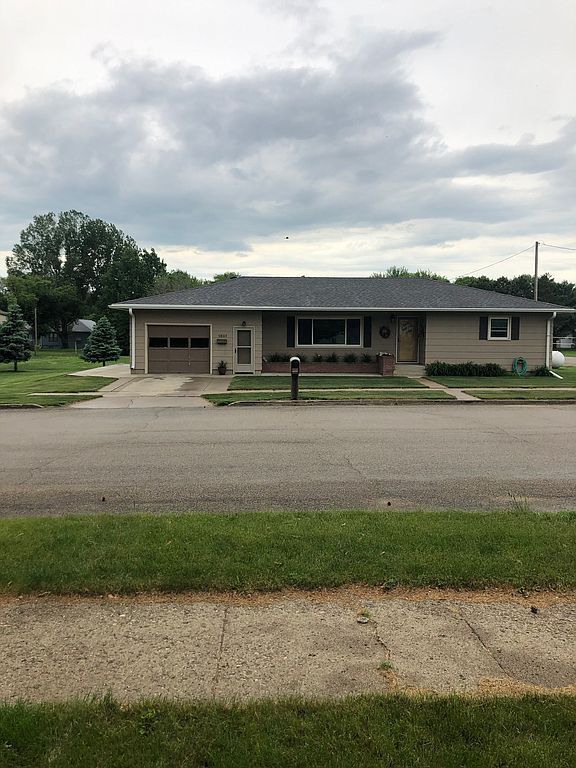 1221 1st Ave W, Mobridge, SD 57601 Trulia