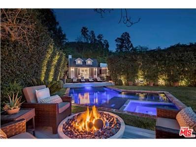 2054 Coldwater Canyon Dr, Beverly Hills, CA 90210