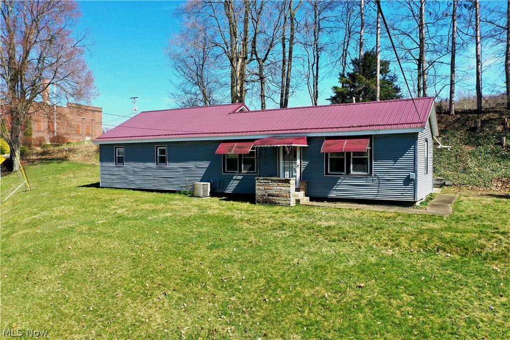 105 School St, Killbuck, OH 44637 MLS 5026364 Trulia