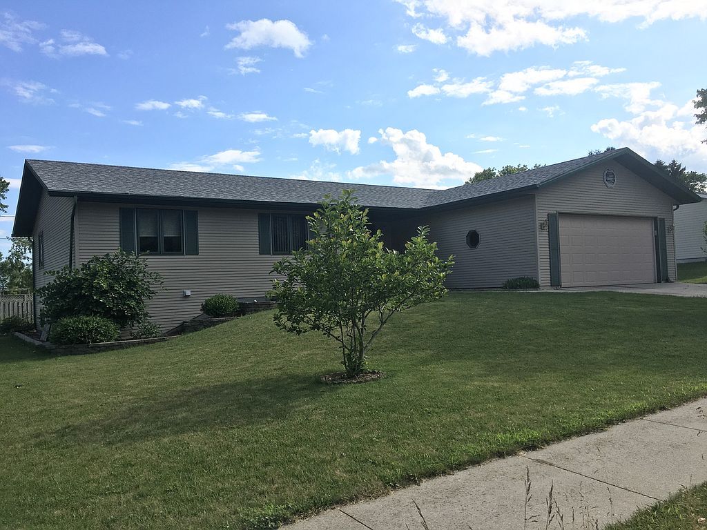 1809 E Ivy Ln, Manitowoc, WI 54220 Trulia