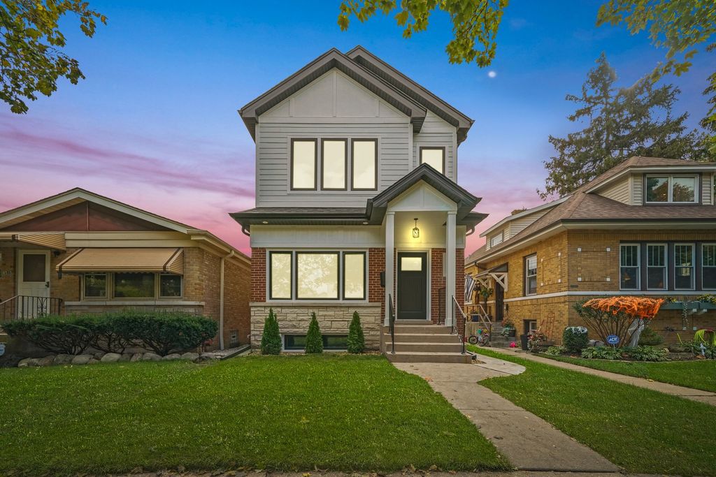 6511 N Oliphant Ave, Chicago, IL 60631