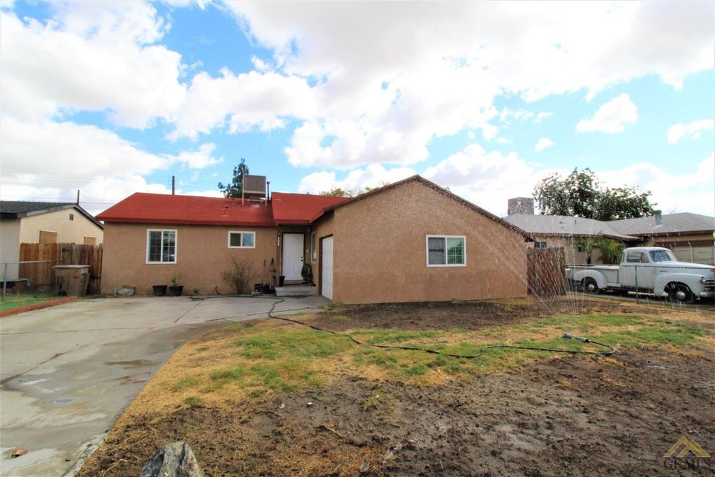 608 Prosser Ave, Bakersfield, CA 93309