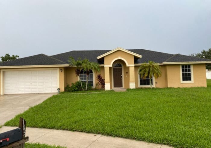 105 Brook Woode Ct, West Palm Beach, FL 33411
