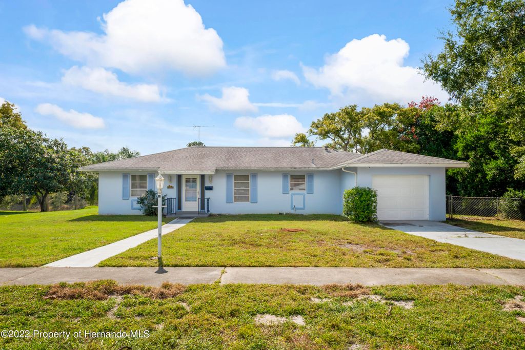 6992 W Pinehurst Dr, Spring Hill, FL 34606 Trulia