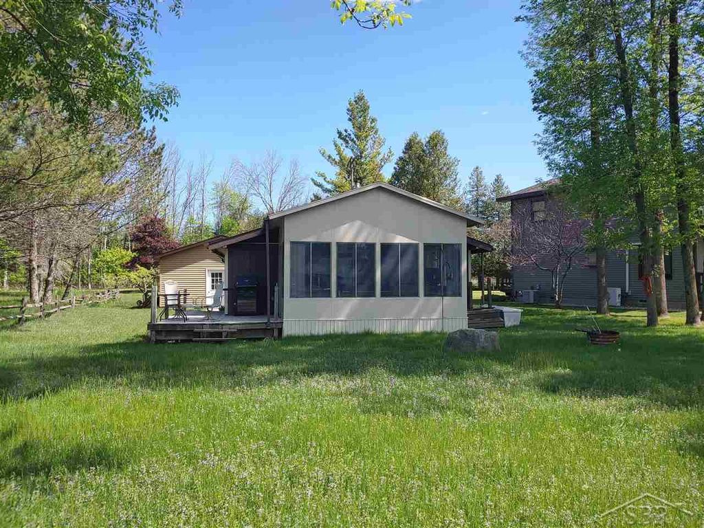 922 S Main St, Au Gres, MI 48703 Trulia