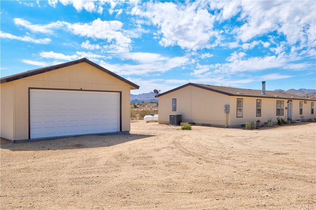 5171 El Reposo St, Joshua Tree, CA 92252