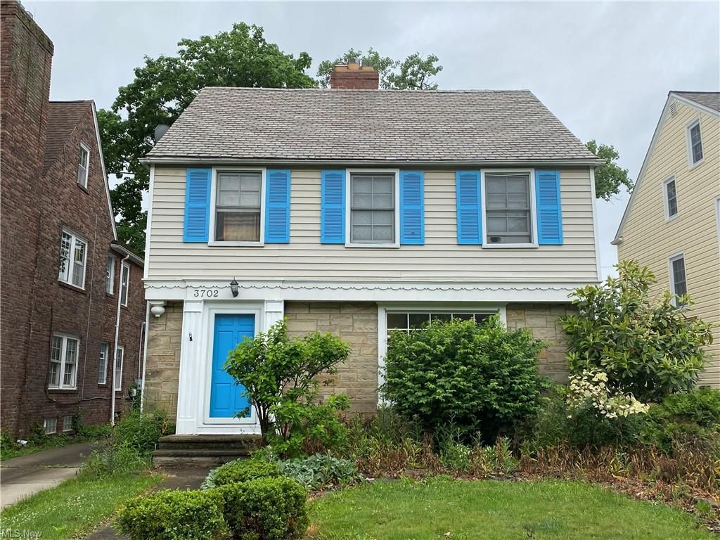 3702 Gridley Rd, Shaker Heights, OH 44122