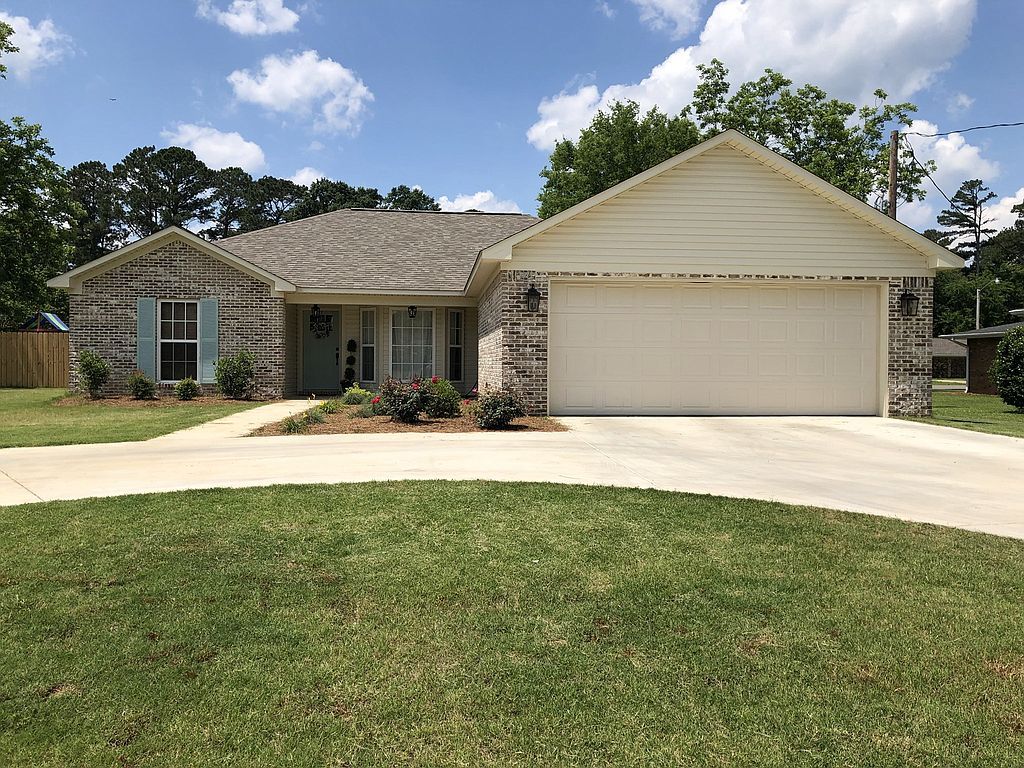 1207 Lake Dr, Amory, MS 38821 Trulia