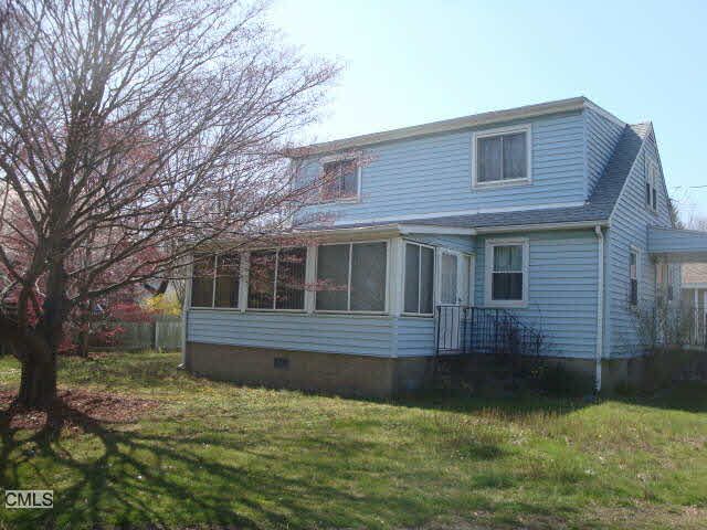40 Orland St, Milford, CT 06460