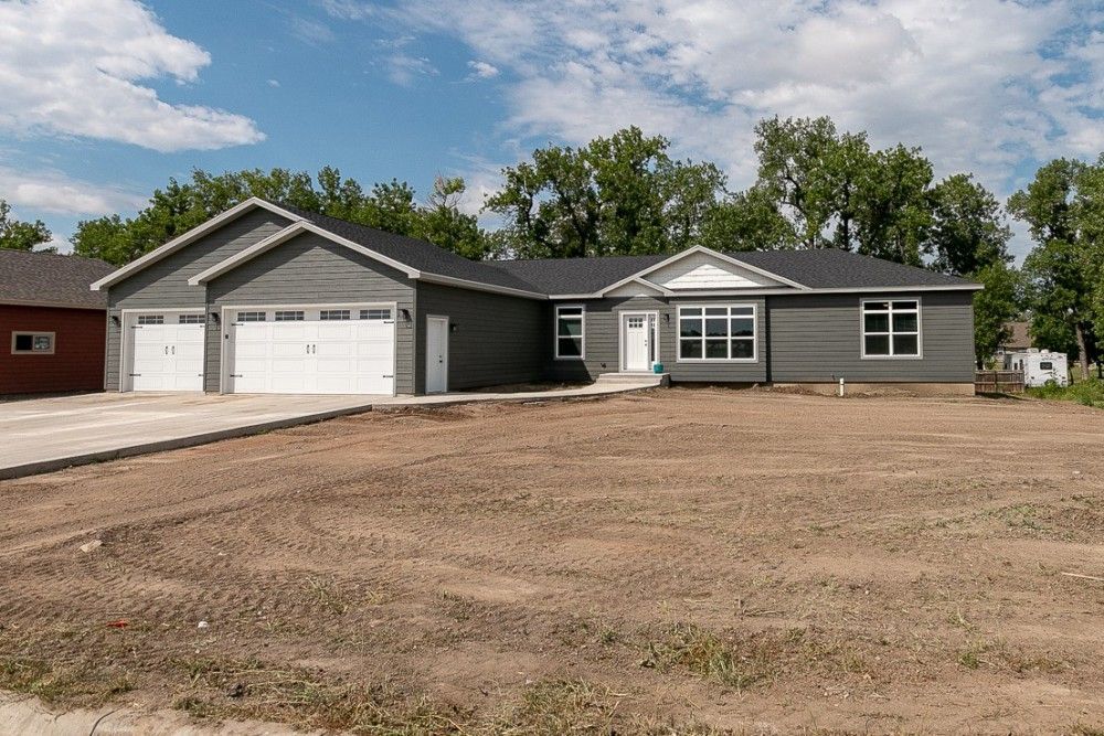 Ironwood by Bonnavilla Plan in Build on Your Lot by Seeger Homes, Colorado Springs, CO 80918