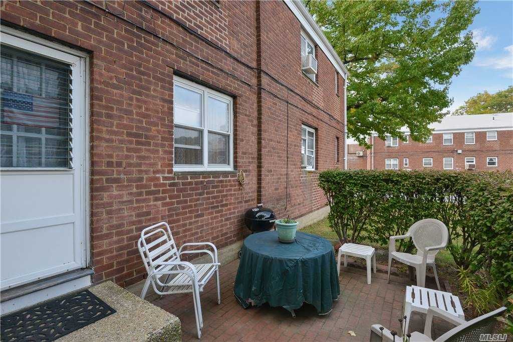 6851 218th St 249, Oakland Gardens, NY 2 Bed, 1 Bath Coop 13