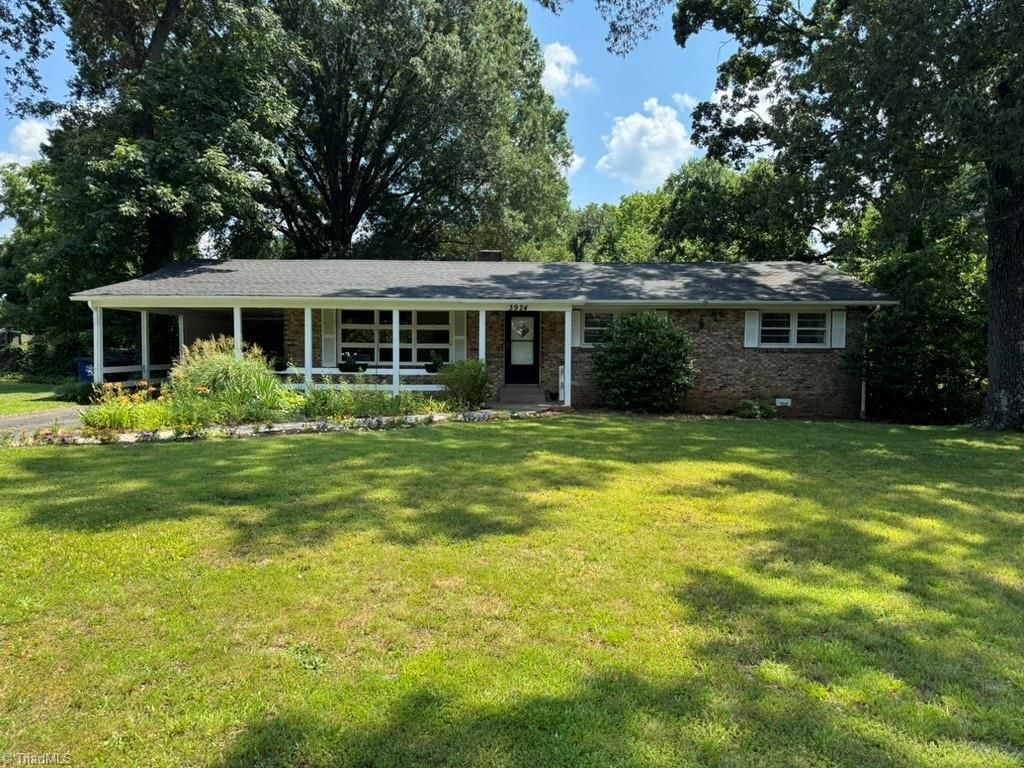 3924 Avera Ave, Winston Salem, NC 27106
