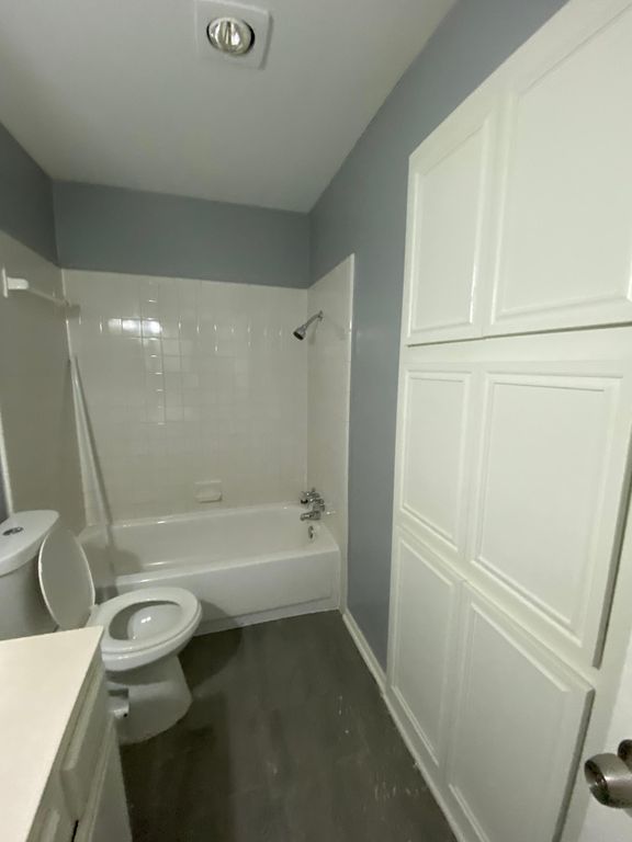 244 Rolling Hills Pl, Lancaster, TX 75146