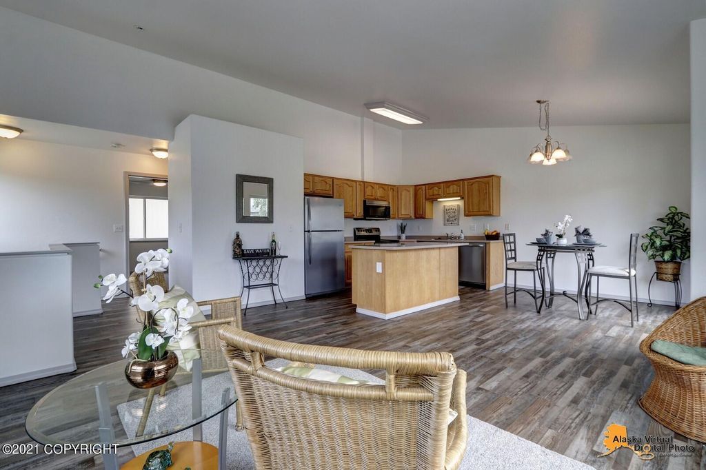 2601 Lauren Creek Loop, Anchorage, AK 99507