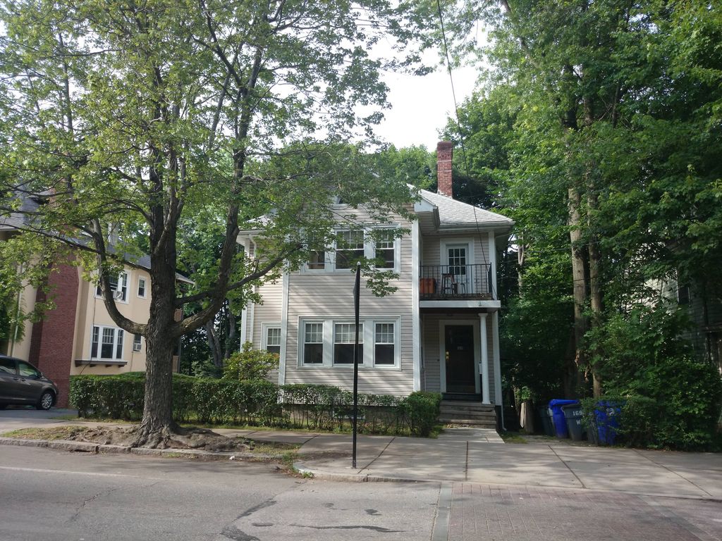 169 Winchester St #2, Brookline, MA 02446