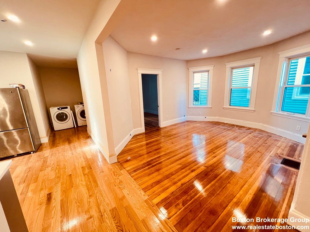 21 Sudan St #19, Dorchester, MA 02125