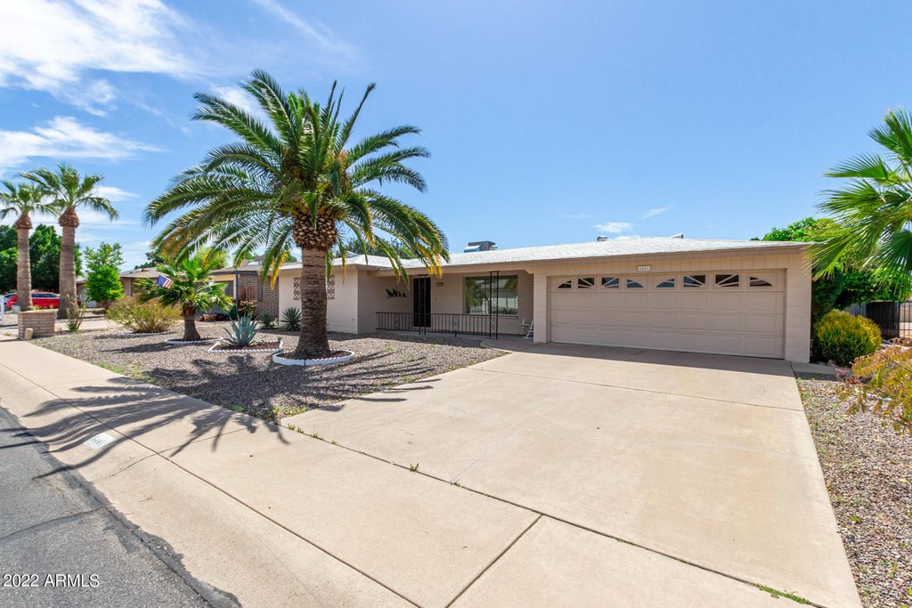 6441 E Ellis St, Mesa, AZ 85205
