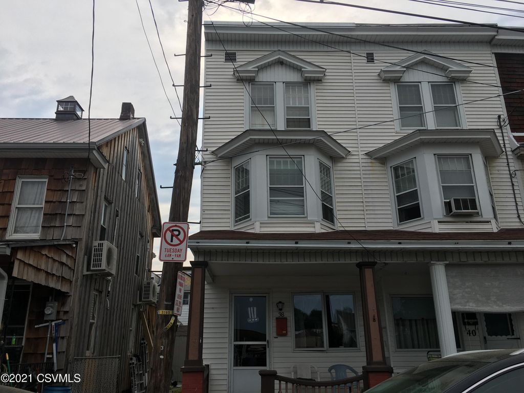 38 N 3rd St, Shamokin, PA 17872