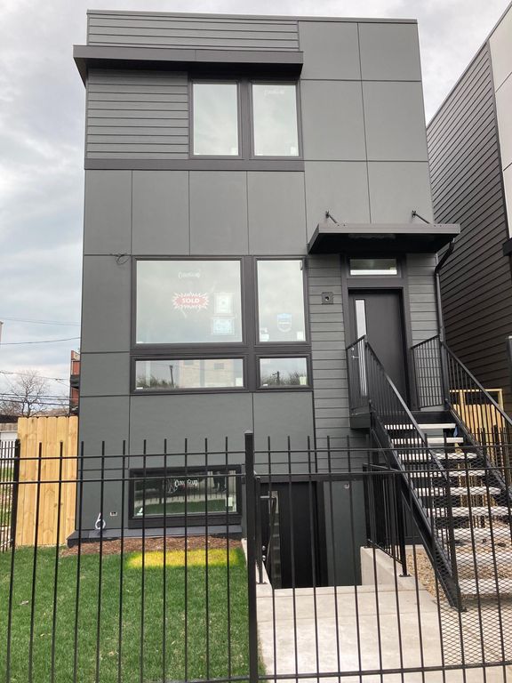 4457 S Calumet Ave #G, Chicago, IL 60653