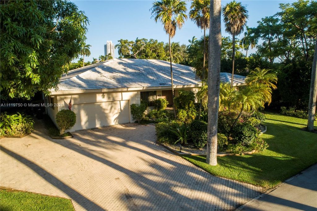 6635 Windsor Ln, Miami Beach, FL 33141
