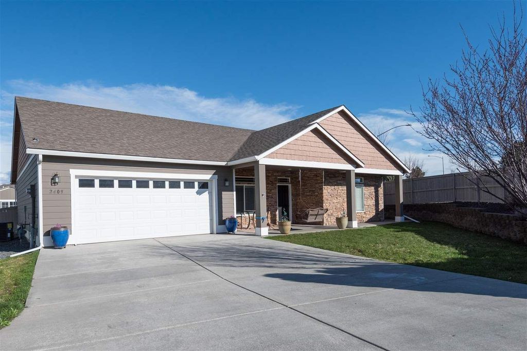 2409 S Edison St, Kennewick, WA 99338