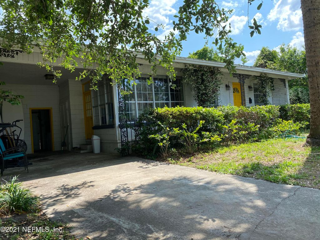527 Bowles St, Neptune Beach, FL 32266