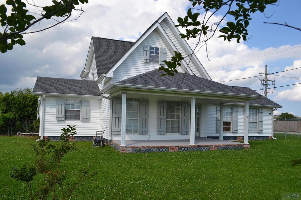 111 E 26th Pl, Larose, LA 70373 Trulia