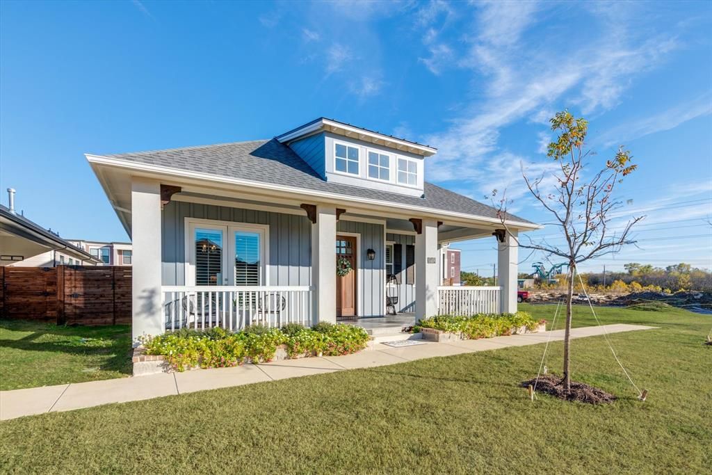 6004 Kessler Dr, North Richland Hills, TX 76180