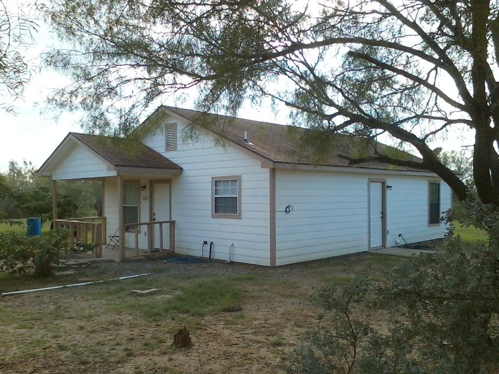 620 S Houston St, Big Wells, TX 78830 Trulia