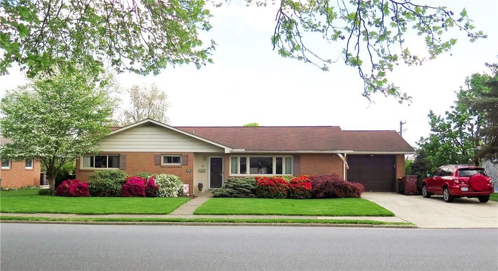 1112 W Highland St, Whitehall, PA 18052