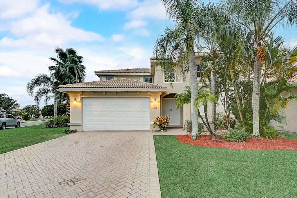 6678 Traveler Rd, West Palm Beach, FL 33411